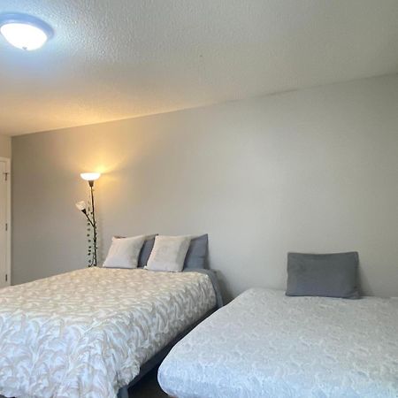 Private Room & Bathroom Close To Downtown 罗利 外观 照片